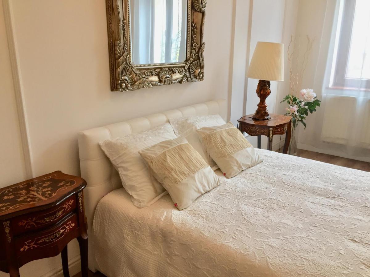 Studio Appartment In Old Town Krakau Buitenkant foto